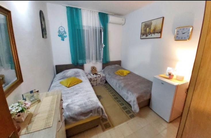 Prodaja, Kuća, 238m2 , Budva