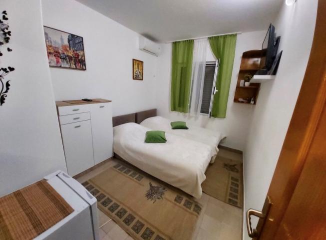 Prodaja, Kuća, 238m2 , Budva