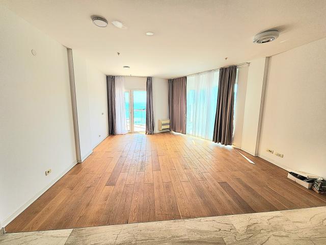 Prodaja, Stan, 104m2 , Budva