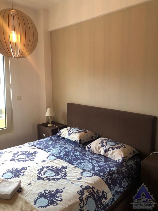Izdavanje, Stan, 55m2 , Budva