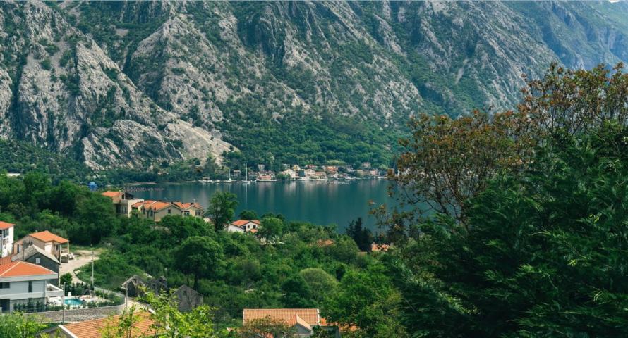Prodaja, Stan, 178m2 , Kotor
