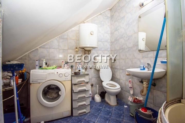 Rakovica, Petlovo brdo, Nićifora Ninkovića , 1. 5, 35m2, 60000EUR