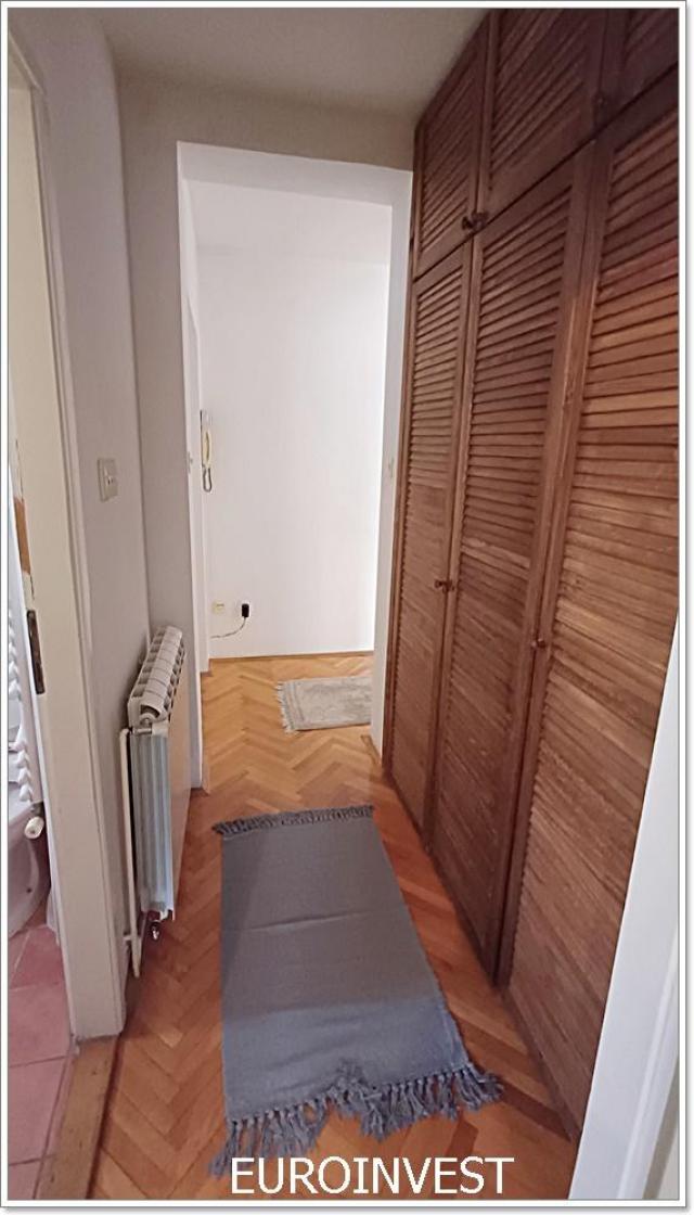 2, 0 namešten, komforan, 2 terase ID#1739
