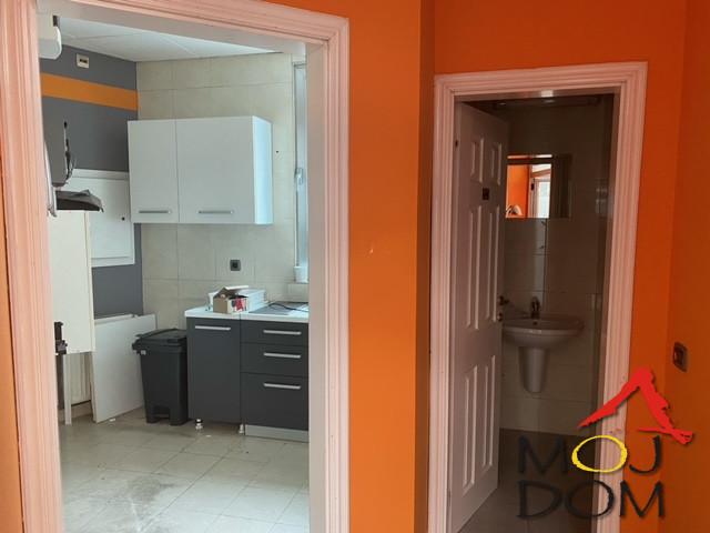 NOVI SAD - BULEVAR - IZDAVANJE NEKRETNINA - 352 m2 - 4, 200€