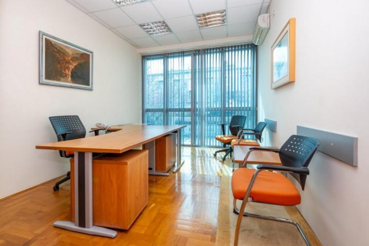 Poslovni prostor 78m2, Izdavanje, Podgorica