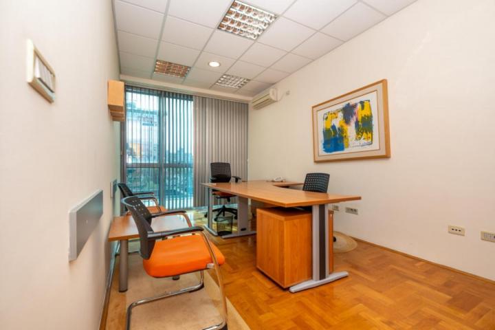 Poslovni prostor 78m2, Izdavanje, Podgorica