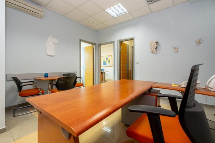 Poslovni prostor 78m2, Izdavanje, Podgorica