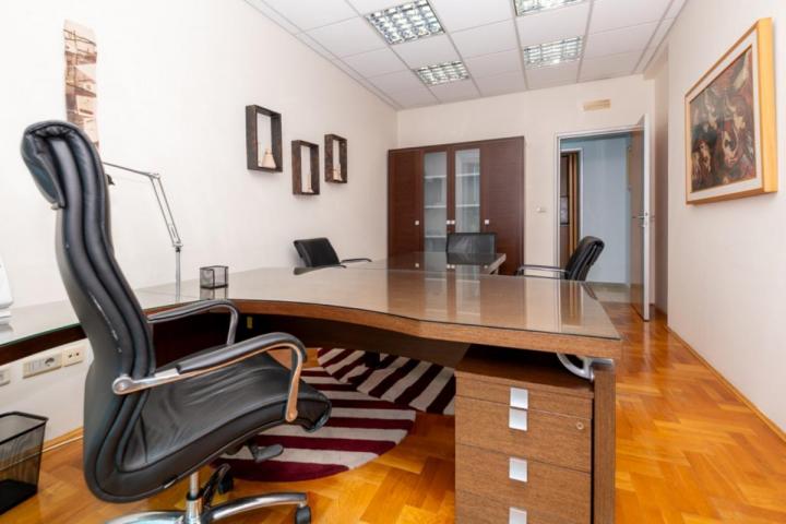 Poslovni prostor 78m2, Izdavanje, Podgorica