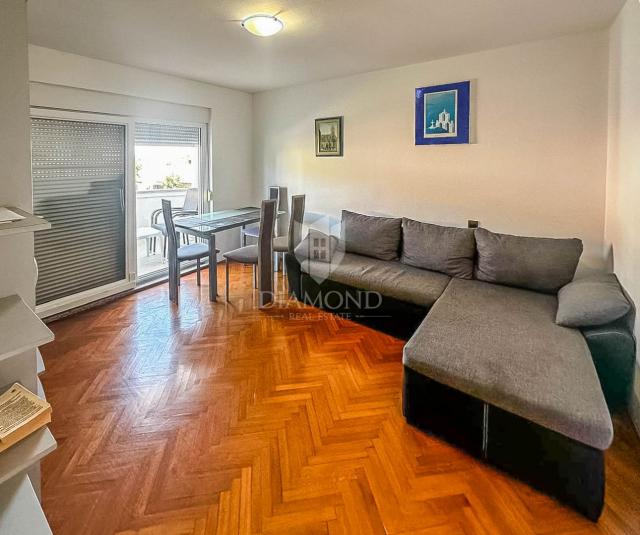 Novigrad, okolica, kuća sa 6 apartmana na 350m od mora
