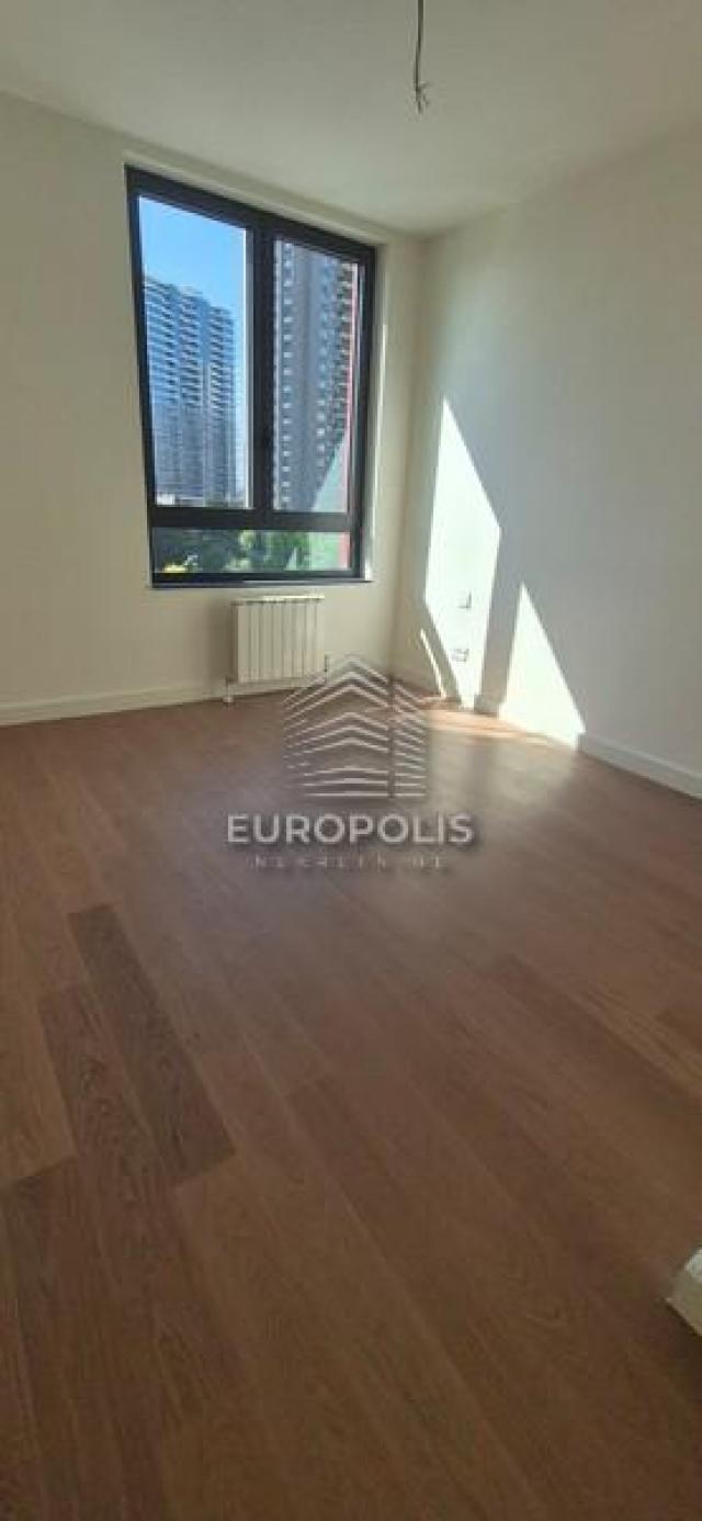 Luke Ćelovića Trebinjca, Beograd na vodi ID#7705