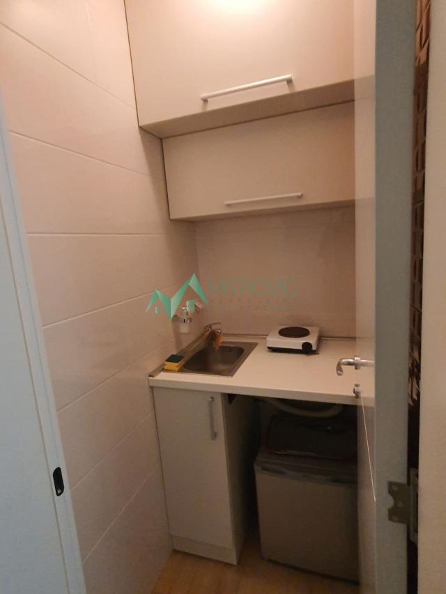 Izdavanje, Poslovni prostor, 48m2 , Bulevar Oslobođenja