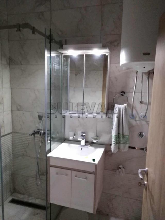Izdaje se poslovni prostor u Zelengorskoj