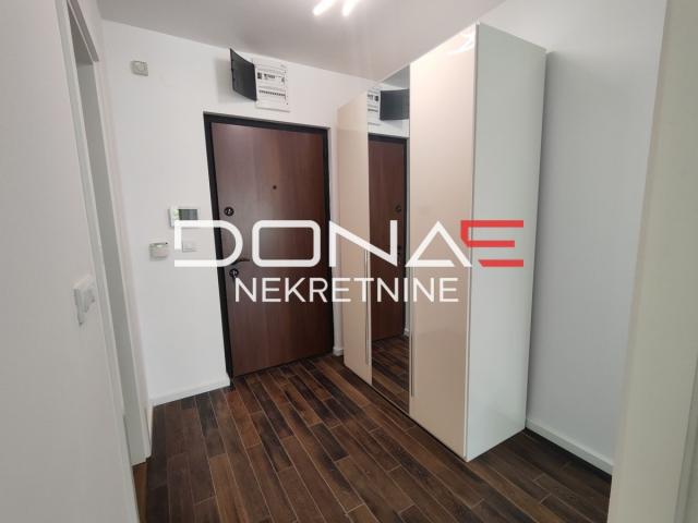 Bulevar zona III, vredi pogledati