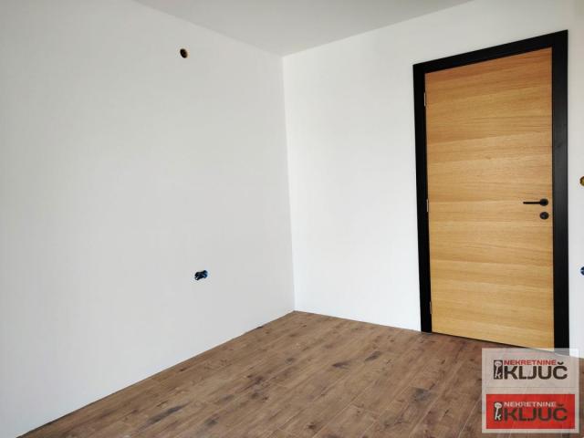 TEMERIN, 73 m2, TROSOBAN, NOV