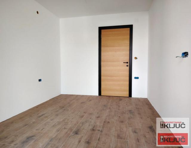 TEMERIN, 73 m2, TROSOBAN, NOV