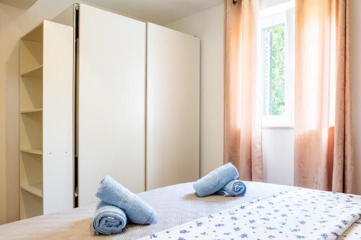 Split, Varoš, autentična kamena kuća s bazenom i saunom, NKP 192 m²