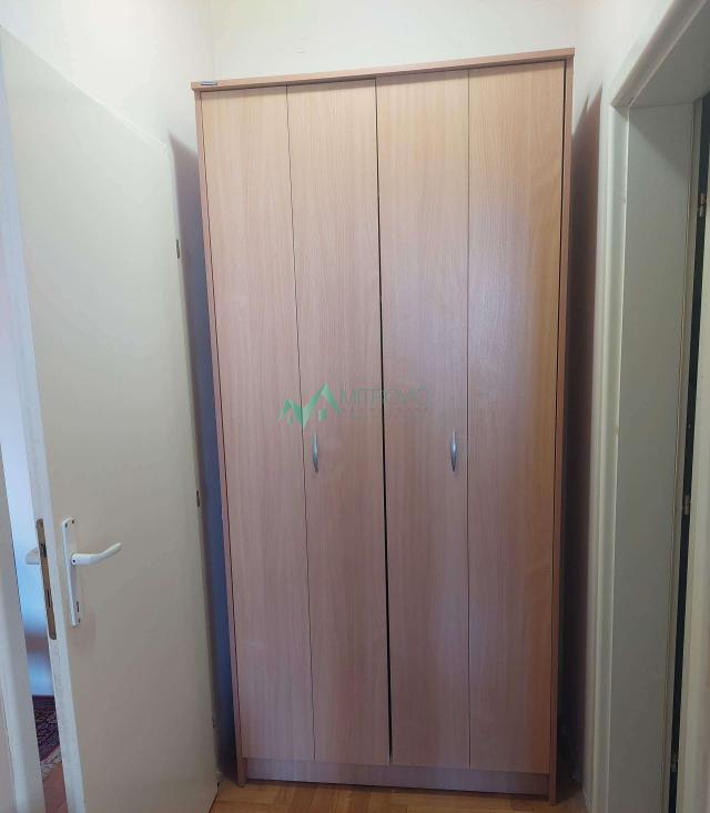 Izdavanje, Stan, 57m2 , Centar