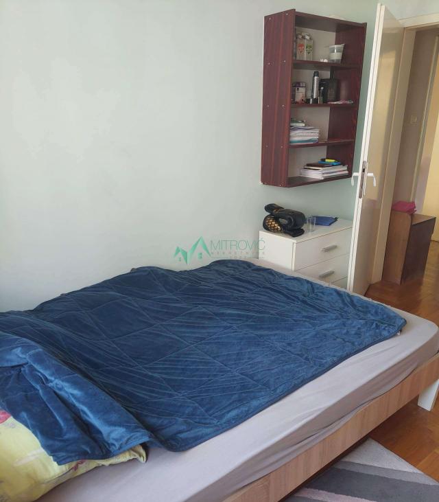 Izdavanje, Stan, 57m2 , Centar