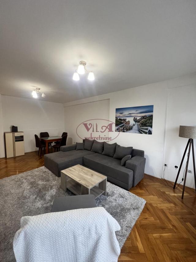 Novi Sad, Bul. Oslobođenja, Komforan Dvosoban Stan