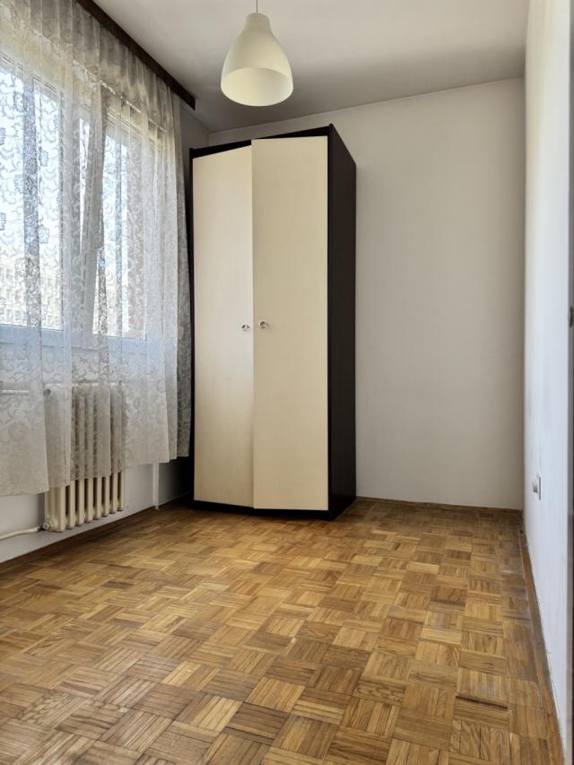 NOVI SAD - BULEVAR - 74. 00 m2