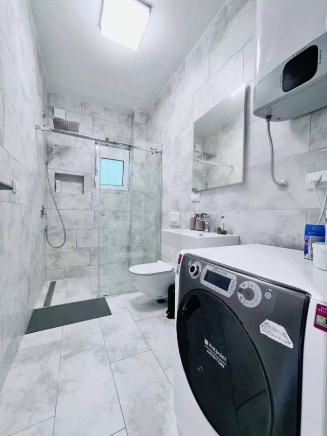 Prodaja, Stan, 55m2 , Tivat