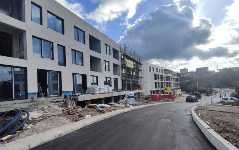 Prodaja, Poslovni prostor, 110.74m2 , Tivat