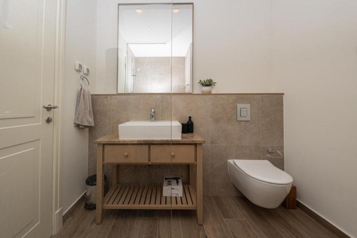 Prodaja, Stan, 62m2 , Tivat