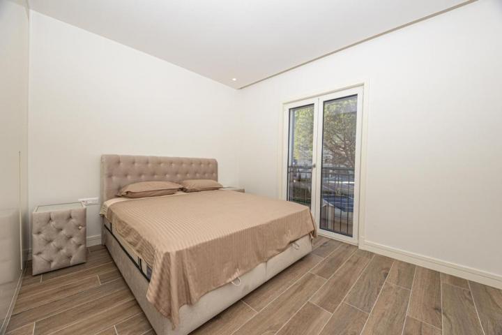 Prodaja, Stan, 62m2 , Tivat
