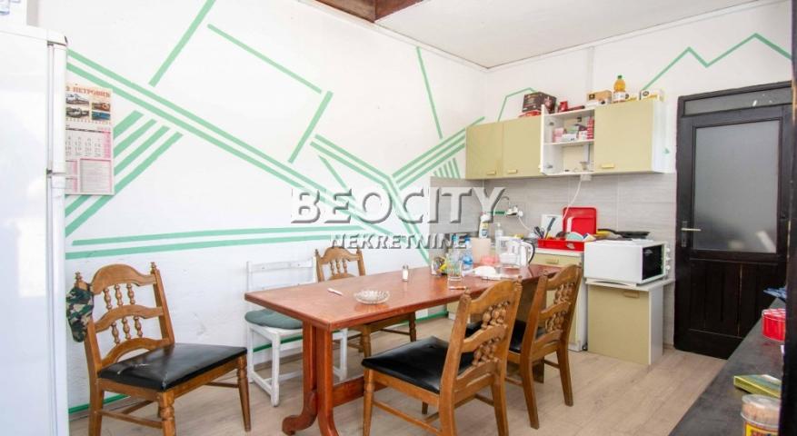 Palilula, Borča, Grgetečka , 5. 0, 180m2, 370000EUR +poslovni prostor (hala)