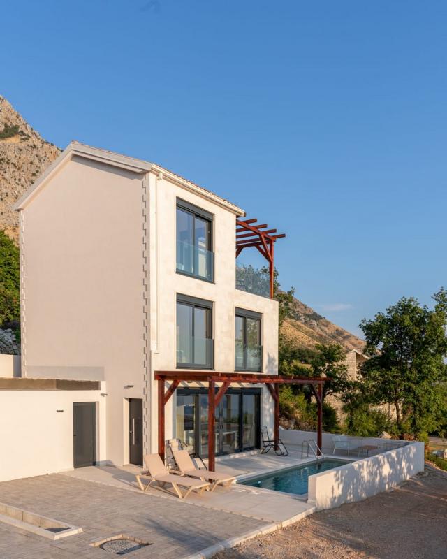 Prodaja, Kuća, 114m2 , Blizikuće