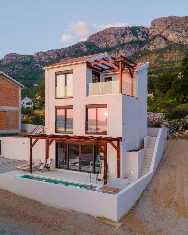 Prodaja, Kuća, 114m2 , Blizikuće