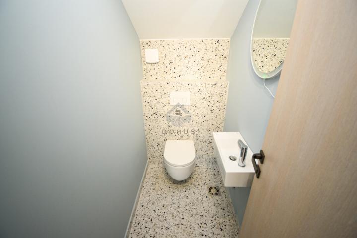 Porodična kuća 154m2 na placu 506m2, Dahna - Podgorica