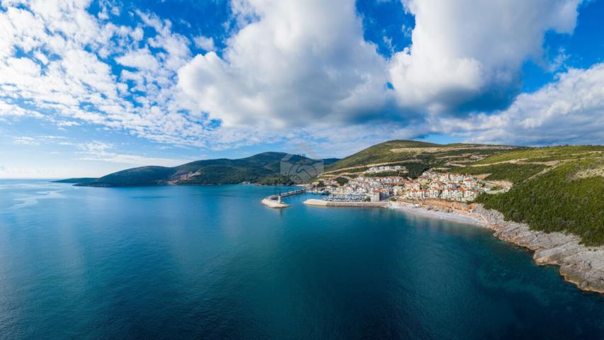 Jednosoban luksuzan stan 94m2 sa pogledom na more, Luštica Bay - Tivat