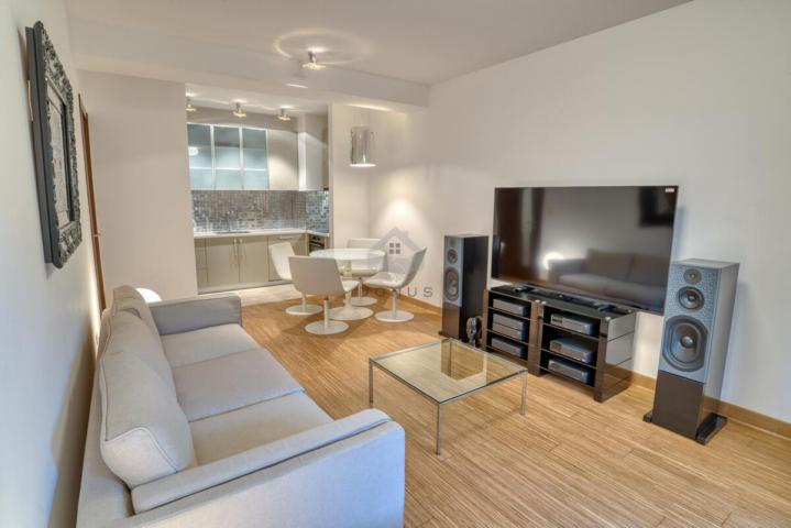 Dvosoban stan 90m2 + parking, Gorica - Podgorica