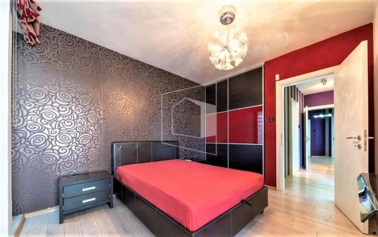 Trosoban luks namješten stan, 140m2, Preko Morače, Podgorica