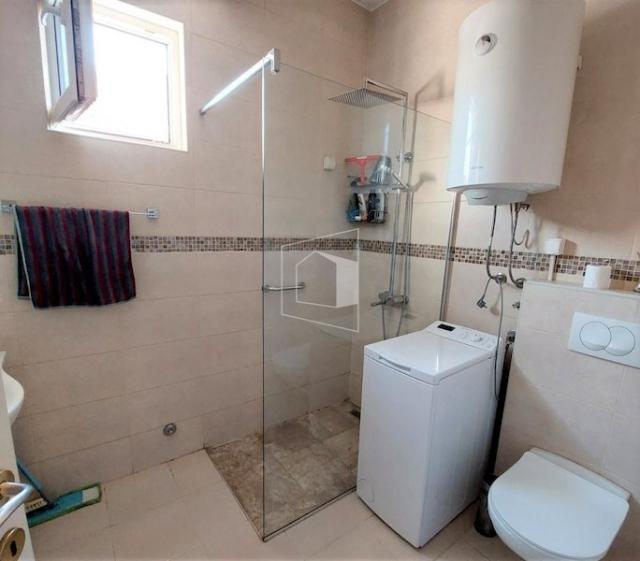Namještena kuća, 120m2, Tološi, Podgorica