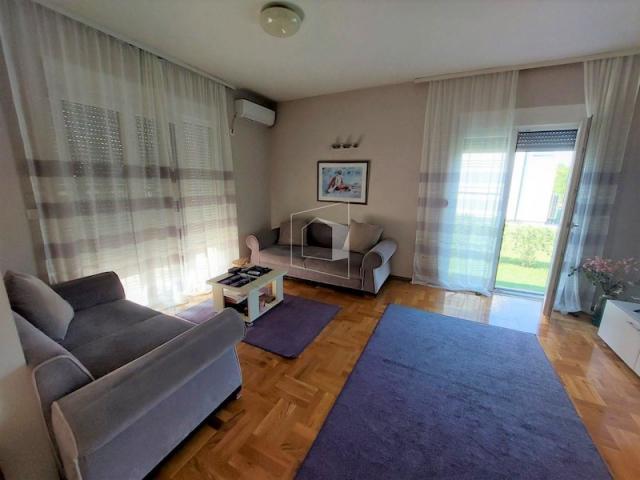 Namještena kuća, 120m2, Tološi, Podgorica