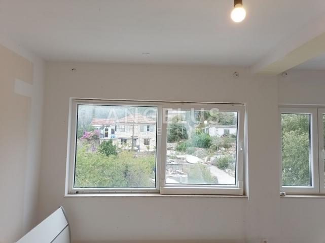Šolta, Maslinica - jednosoban stan u centru Maslinice, 43 m2 PRODAJA