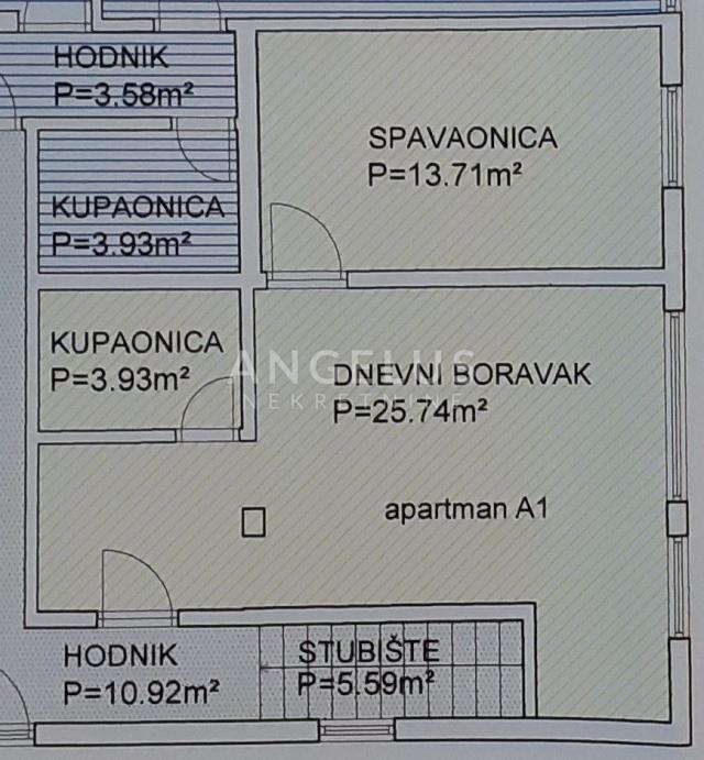 Šolta, Maslinica - jednosoban stan u centru Maslinice, 43 m2 PRODAJA