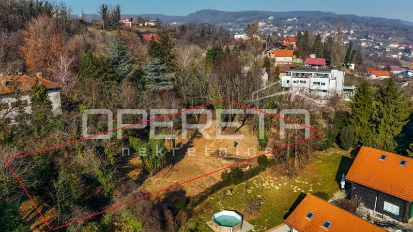 Prišlinova, Vrapče, 3.830,00 m2, 1,00 EUR