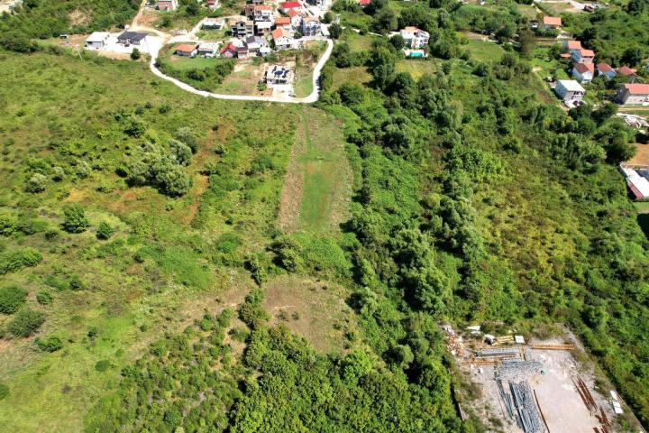 Urbanizovan plac 2429m2, Lastva Grbaljska