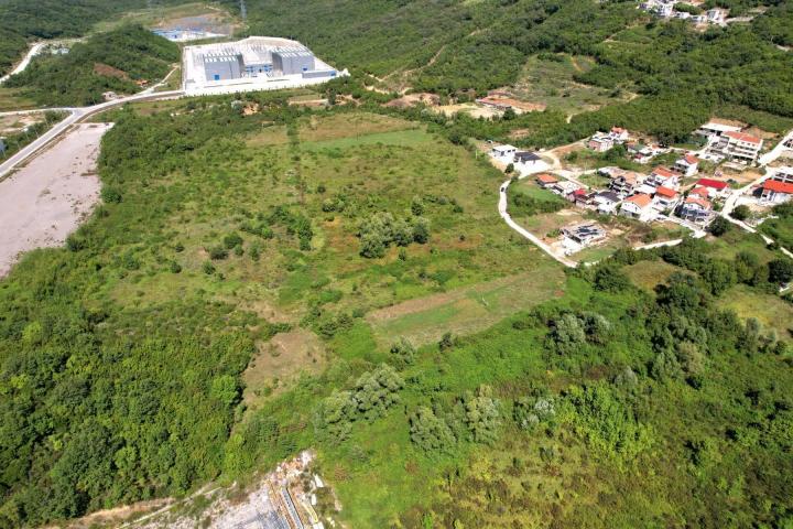 Urbanizovan plac 2429m2, Lastva Grbaljska