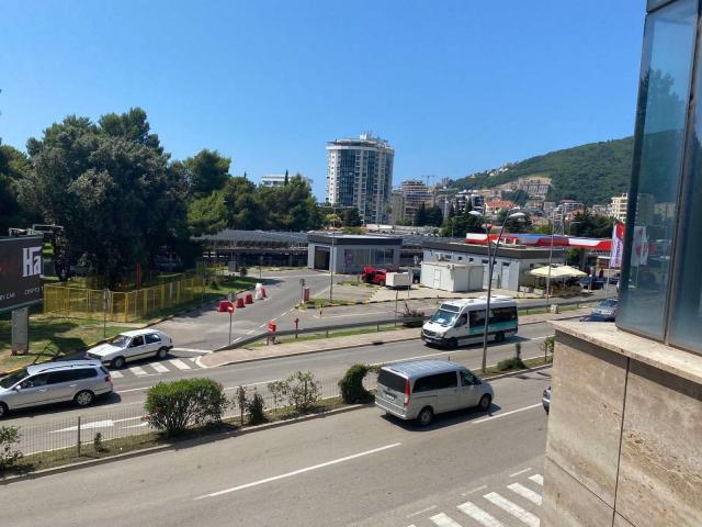 Prodaja dvosobnog stana 119 m² – Centar Budve