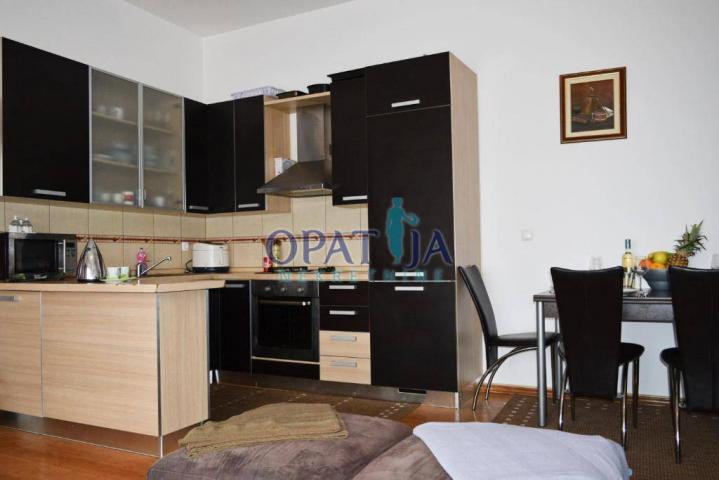 Wohnung Lovran, 80m2