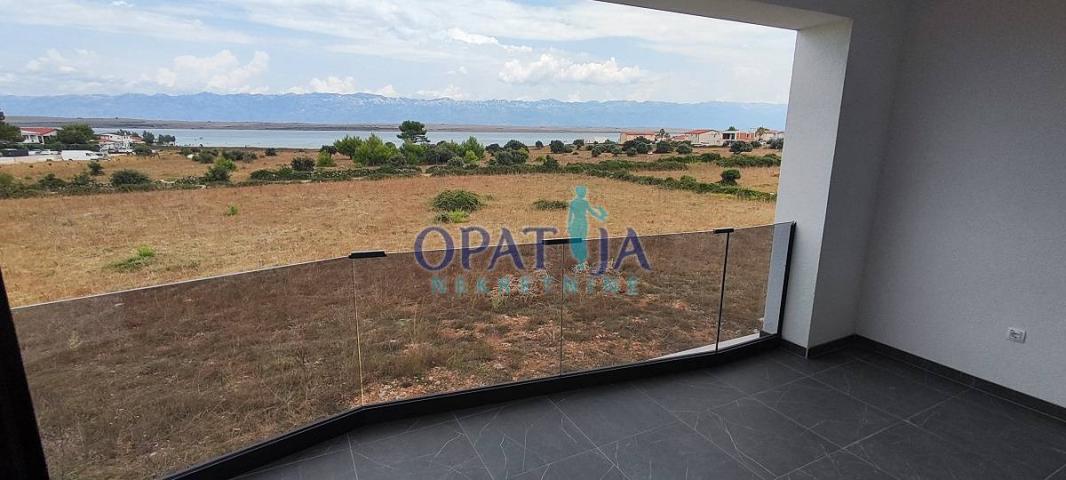 Vir Nova zgrada sa četiri apartmana, 300m do mora