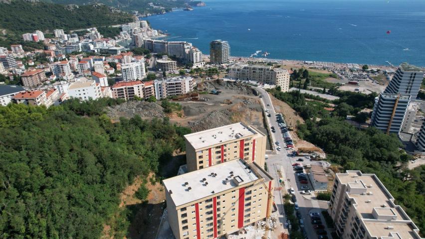 Dvosoban Stan 58m² s Pogledom na More u Bečićima – Nova Zgrada, Bez 3% Poreza!