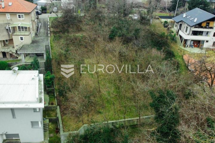 Zagreb, Šestinski vrh, građevinsko zemljište površine 1230 m², za dva objekta po 368 m²