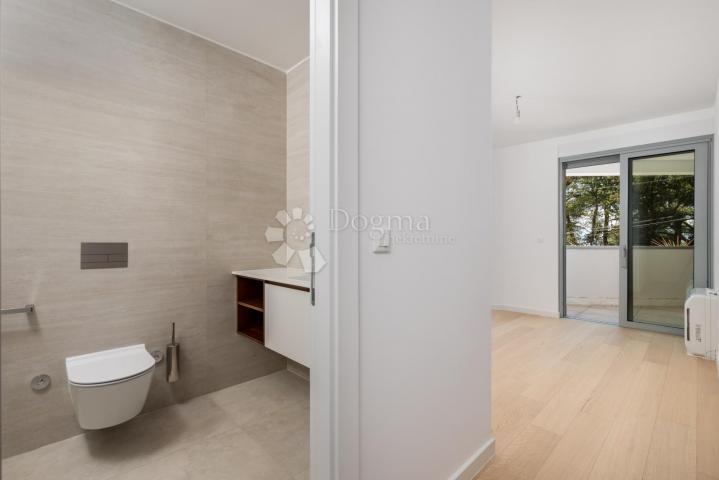 Wohnung Opatija - Centar, Opatija, 93,86m2