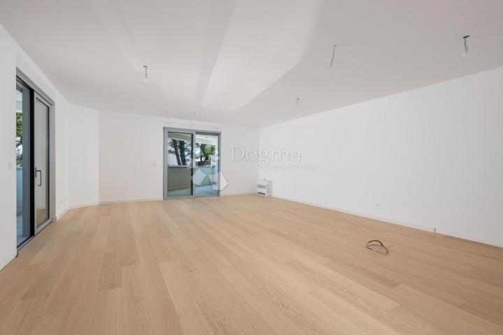 Wohnung Opatija - Centar, Opatija, 93,86m2