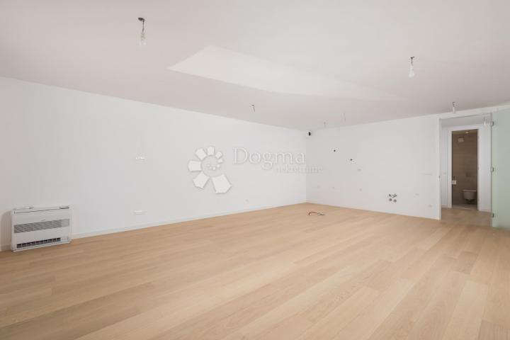 Wohnung Opatija - Centar, Opatija, 93,86m2